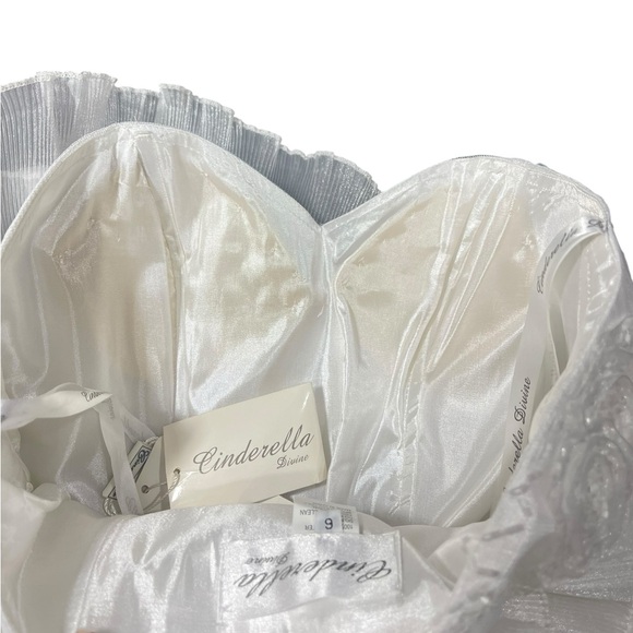 Cinderella Devine Vtg 3D Beaded Tiered Strapless White Wedding Cocktail Dress - Picture 6 of 16